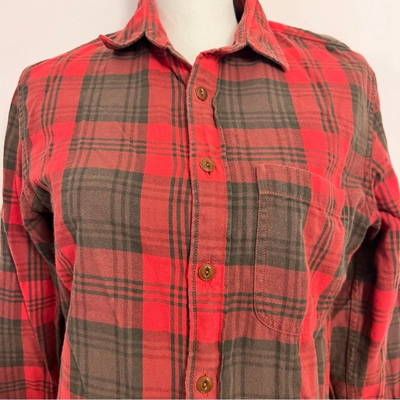 J Crew Button Up Shirt Men's Small Plaid Red Sportsmen's Outfitter Long Sleeves - Picture 5 of 7